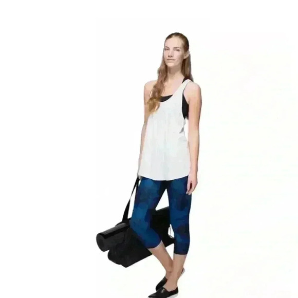 Lululemon cropped legging - Picture 1 of 8